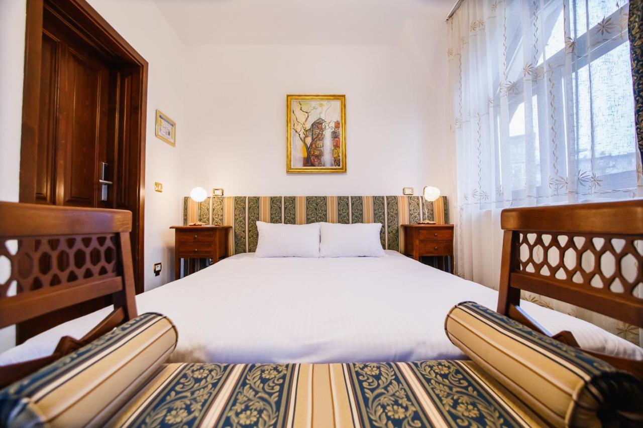 Casa 3 Guesthouse Oradea Exterior foto
