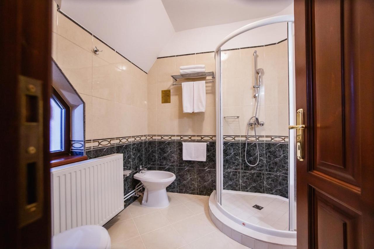 Casa 3 Guesthouse Oradea Exterior foto