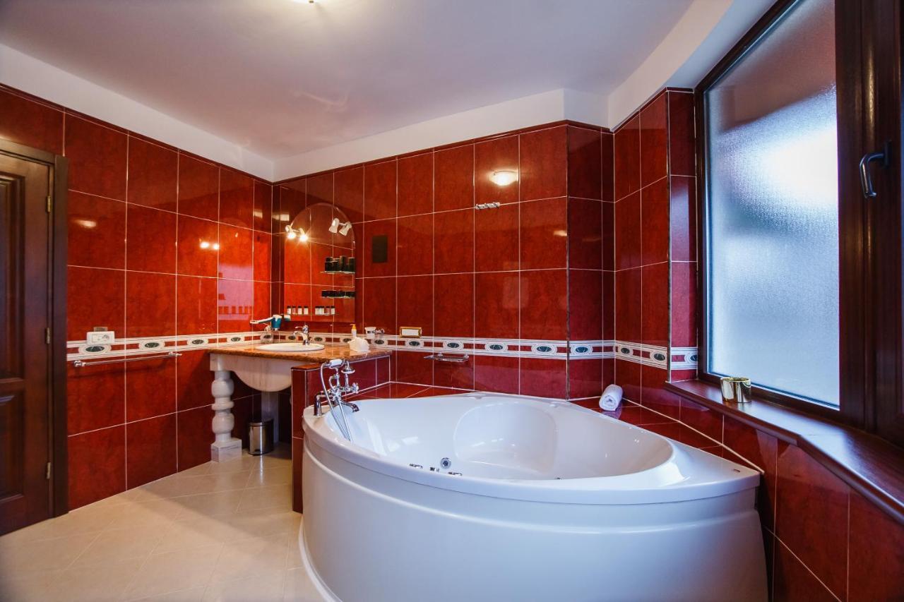 Casa 3 Guesthouse Oradea Exterior foto